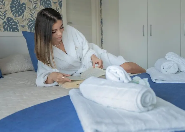 La Corte Di Emily Πομπηία